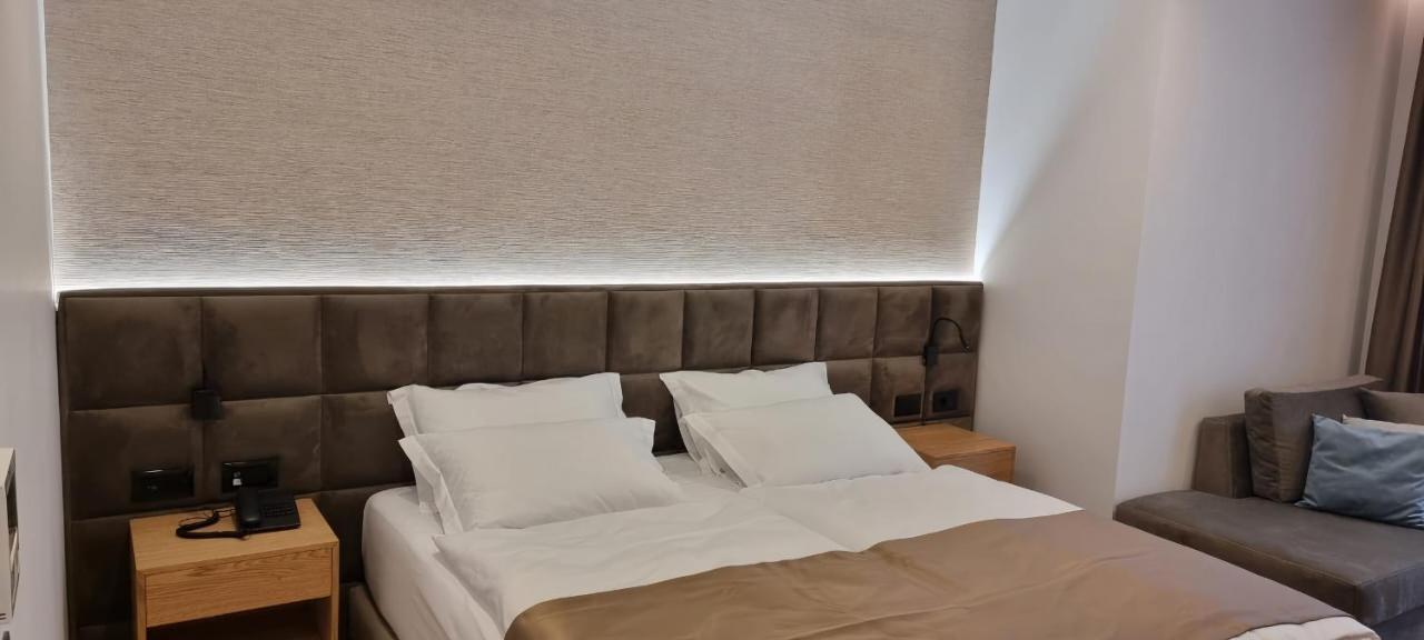 Sibb Hotel Тирана Экстерьер фото