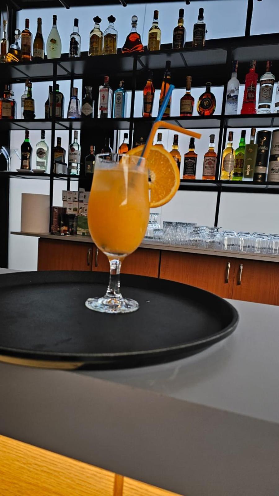 Sibb Hotel Тирана Экстерьер фото