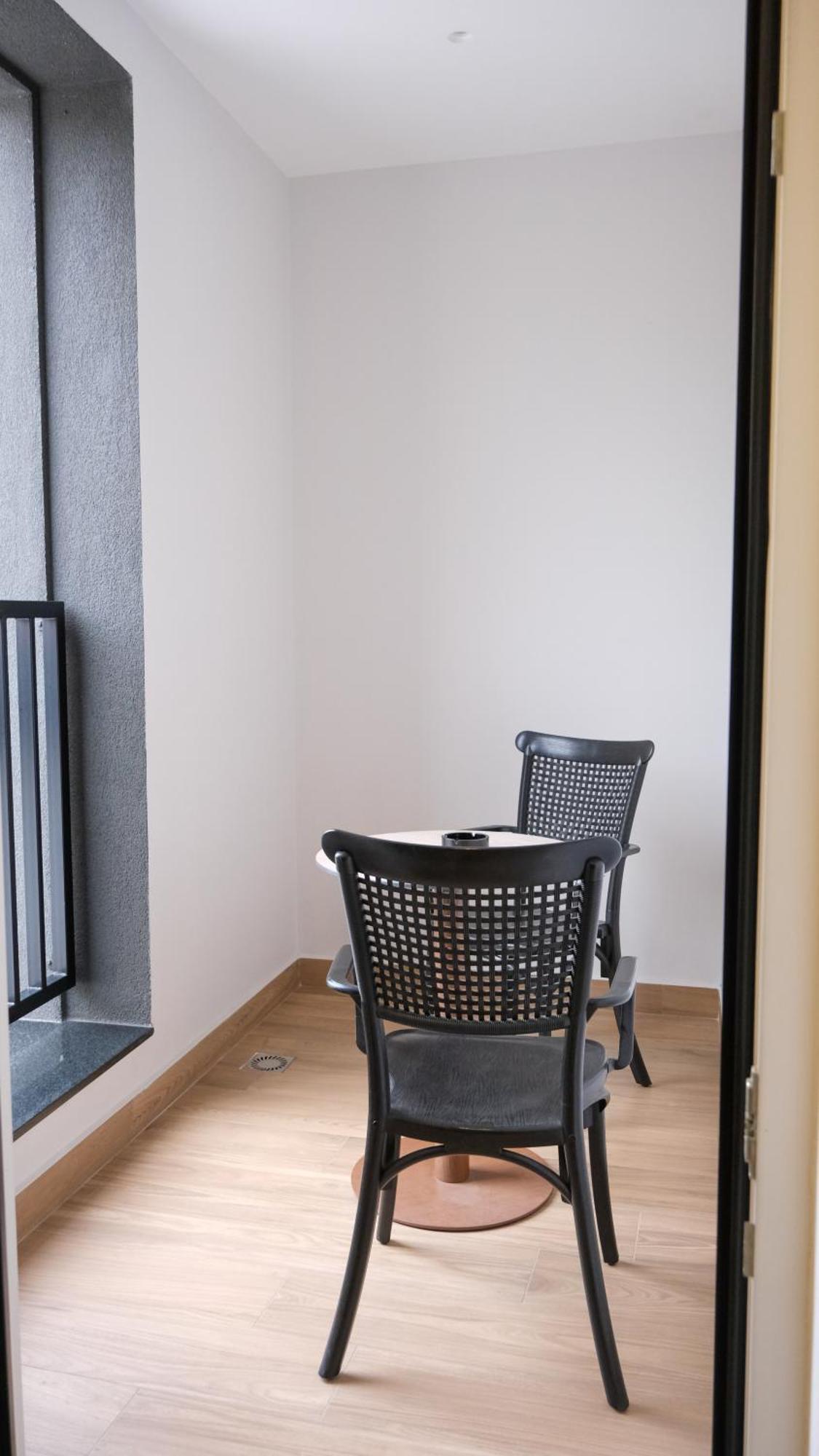 Sibb Hotel Тирана Экстерьер фото
